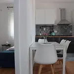 Luce Apartment *